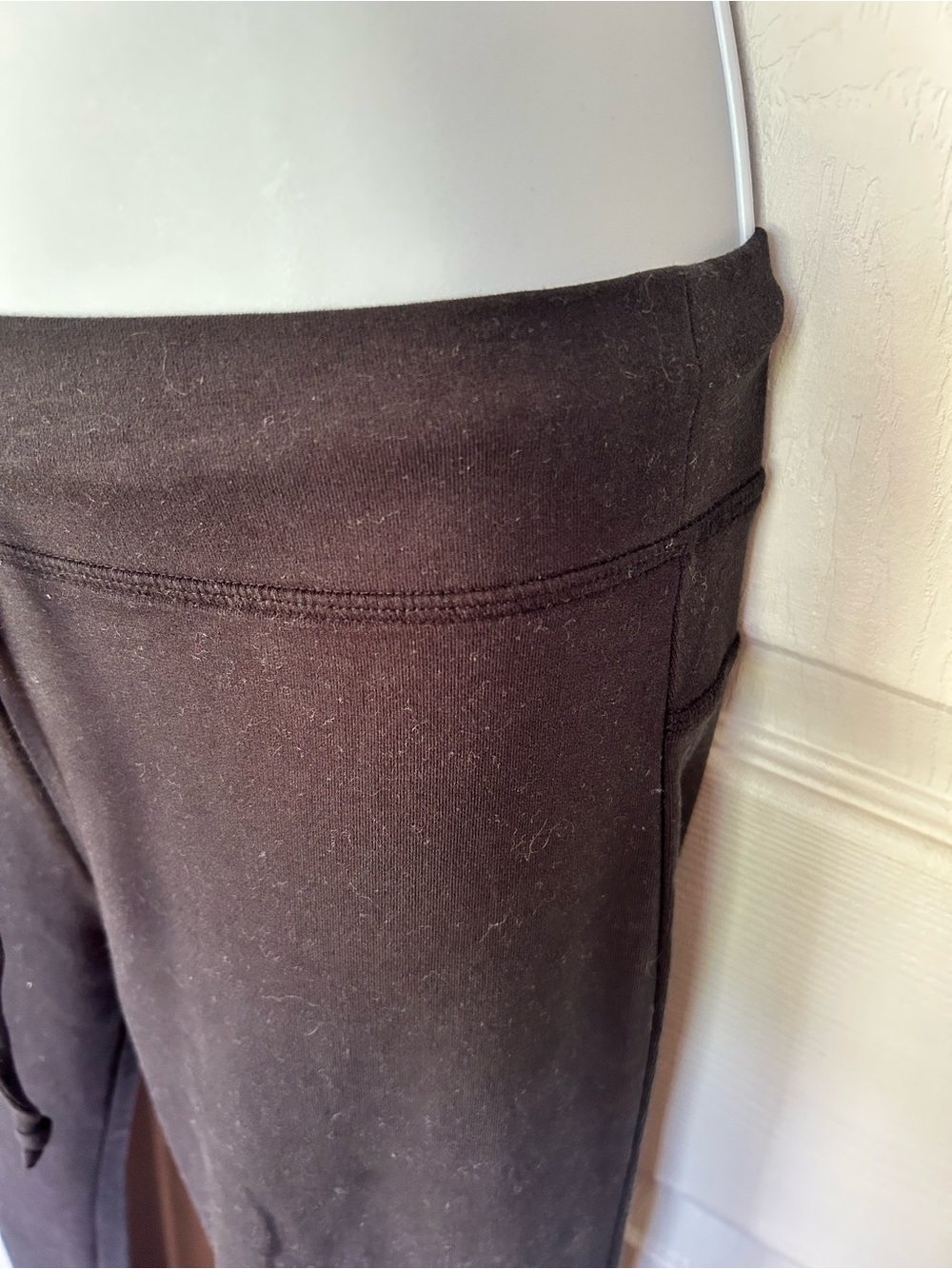 ALO YOGA Sway Bootcut Sweatpants Drawstring Black Size XS NWOT - Picture 7 of 10